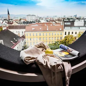 Hotel Mooons, Vienna