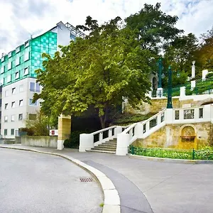 4* Otel Strudlhof